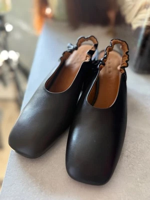 Marni Leather Slingback Pumps – Black, Block Heel, EU 39½ / US 9 – Barely Worn - Image 1 of 4