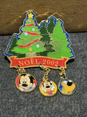 Disneyland Resort Paris Noel 2002 Árbol de Navidad Cuelga Mickey Minnie Pluto Foto 1 de 4