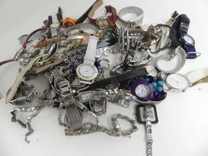 (ref288LW4) 50 Damen Armbanduhren Ersatzteile oder Reparatur - Bild 1 von 7