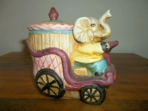ELEPHANT DRIVING A PORCELAIN CART WITH LID 1930 - Picture 1 of 3