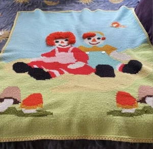 VTG Raggedy Ann And Andy Kids Blanket! - Picture 1 of 5