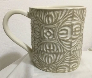 Taza de encaje Starbucks café en relieve topo 2009 hawaiana, tribal ~ taza de 14 oz - Imagen 1 de 5