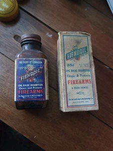 Antigua botella y caja de aceite y limpiador de pistola FIENDOIL - Imagen 1 de 6