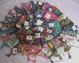 Vera Bradley PEQUEÑO COSMÉTICO Estuche CEPILLO Bolsa MAQUILLAJE para BOLSO MOCHILA NUEVO CON ETIQUETAS - Imagen 1 de 39
