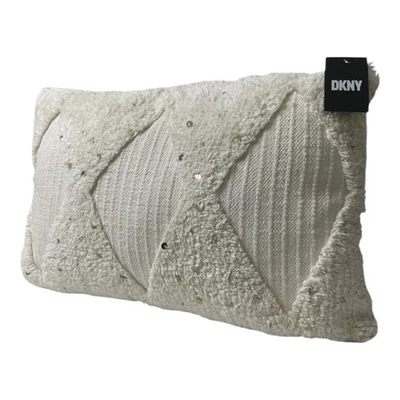 Travesseiro lombar DKNY boho tufado lombar marfim geométrico 22x15 novo com etiquetas - Imagem 1 de 4