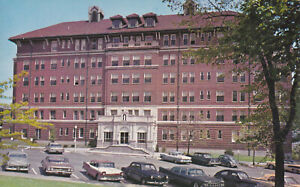 '59 Imperial, '57 Ford & Chevy Cars AT Mercy Hospital, Burlington, Iowa