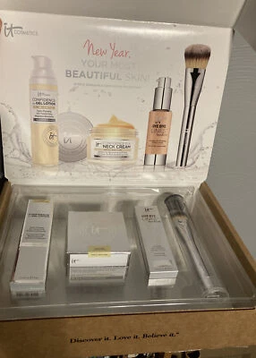 It Cosmetics New Year! Your Beautiful Skin 4 Piece Set w Neck Gel Foundation Box - Image 1 of 4