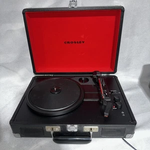 Crosley CR8005DBK Cruiser Deluxe 3-Speed Turntable - Black - Picture 1 of 6