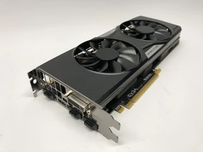 Tarjeta de gráficos EVGA GeForce GTX 960 4 GB GDDR5 / 02G-P4-2966-KR - EN MUY BUENA CONDICIÓN Foto 1 de 4
