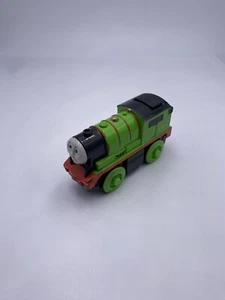 D682 Thomas & Friends PERCY Metal Diecast Battery Operated Motorized Wooden - Picture 1 of 7