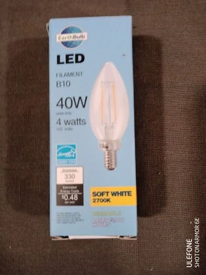 Brand New Earthbulb LED 40-W Candelabra DIMMABLE Soft White 330 Lumens - Image 1 of 2