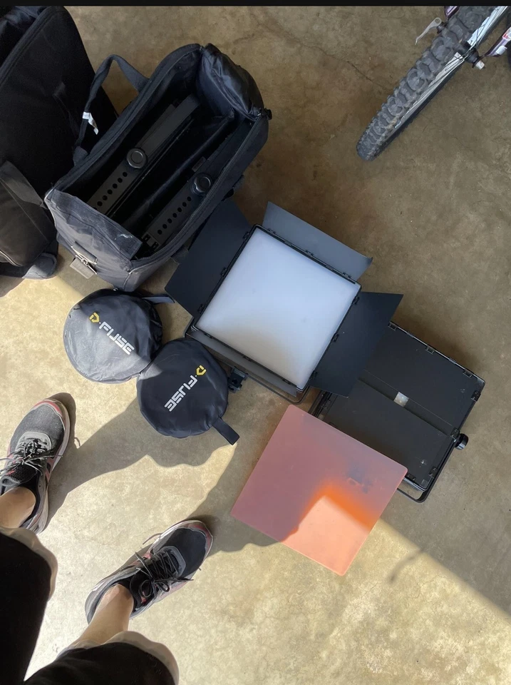 KITS DE PAINEL DE LUZ LED STUDIO PRO com SUPORTES 4 painéis - Imagem 1 de 4