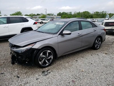 Conjunto de filtro de aire usado se adapta a: Hyundai Elantra 2023 1,6 L aspiración natural Gr Foto 1 de 4
