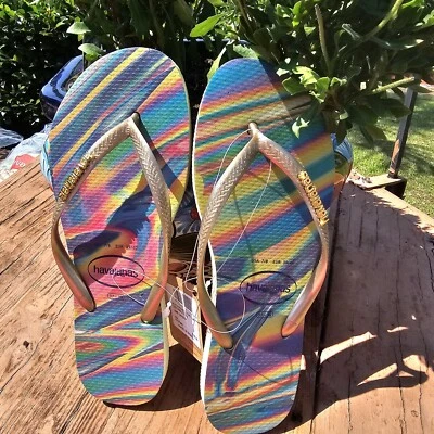 Havaianas - Sandalias Chanclas Delgadas Iridiscentes - Para Mujer 7/8 - Verde Lima - Nuevas con Etiquetas Foto 1 de 3