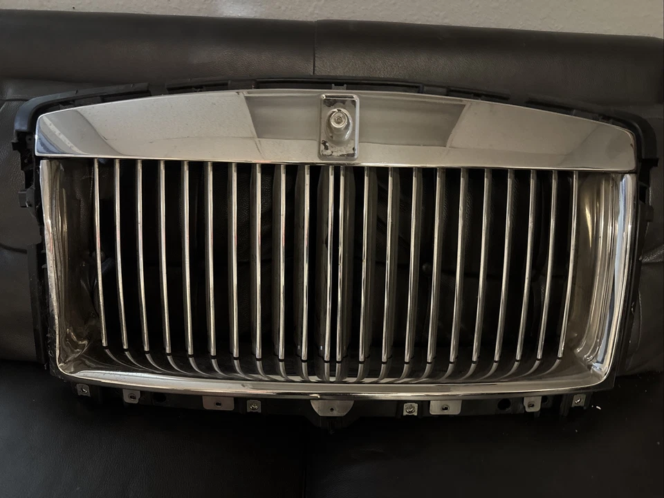 Rolls Royce Ghost Grille 2015 Foto 1 de 4