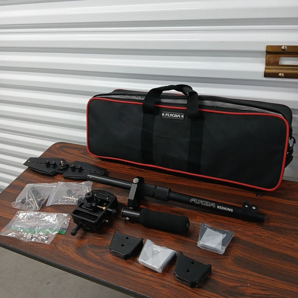 FlyCam Red King Videography Gimbal - Image 1 of 4