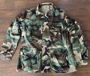 Vtg US Military Vietnam Era Woodland Camo Shirt Jacket. Medium - Picture 1 of 5