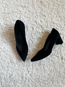 Stuart Weitzman Pumps Black Suede Pointed Toe Leather Size 8 - Picture 1 of 6