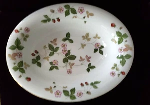 Wedgwood Wild Strawberry Open Vegetable Bowl with tag # 50105503602 - Picture 1 of 2