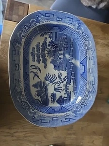 ANTIQUE STAFFORDSHIRE BLUE & WHITE ENGLISH BLUE WILLOW PLATER (L) - Picture 1 of 3