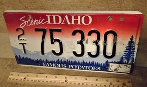 Idaho 1995 license plate # 2T 75 330 Red White and Blue Mountains, Hologram - Bild 1 von 6