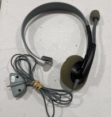 MICROSOFT XBOX 360 OFFICIAL WIRED CHAT HEADSET W/ BOOM MIC GREY - Image 1 of 2
