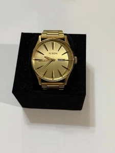 Men's Watch Nixon Never Be Late The Sentry SS 100M Stainless Steel Gold Color - Picture 1 of 4