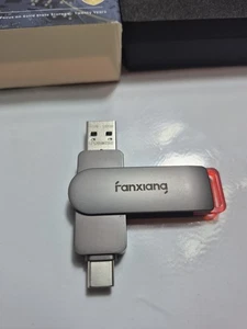 512GB Flash Drive bis zu 560MB/s Externe SSD, Typ C & USB-A 3.2 Gen 2, Thumb... - Bild 1 von 7