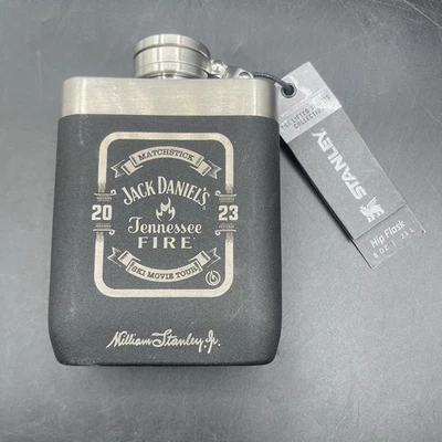 Frasco de cadera Stanley 8 oz colección Lifted Spirits Jack Daniels nuevo raro Foto 1 de 4