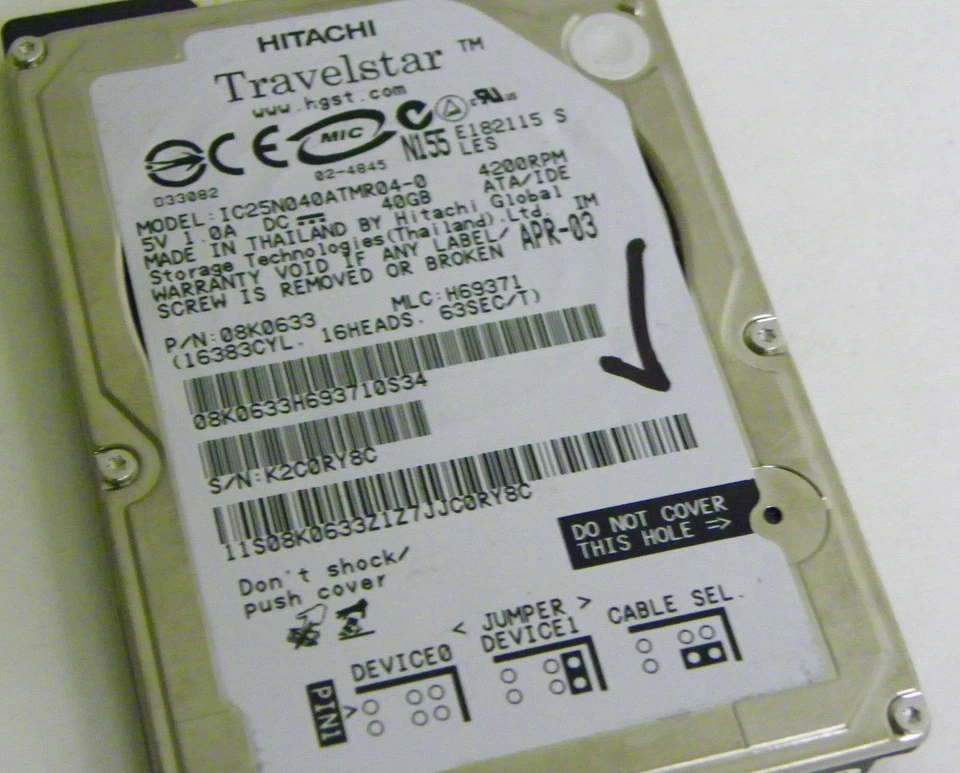 40GB Hitachi IC25N040ATMR04-0 Laptop IDE Hard Drive P/N 08K0633 MLC: H69371 - Image 1 of 1