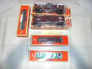 LIONEL LOT OF MIB O GAUGE FREIGHT CARS (5) OF THEM FOR YOUR COLLECTION - Picture 1 of 2