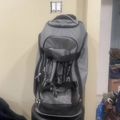 TUMI Convertible Roller Black Bag Backpack Travel Wheels Duffle 25x14.5x12 - Image 1 of 4