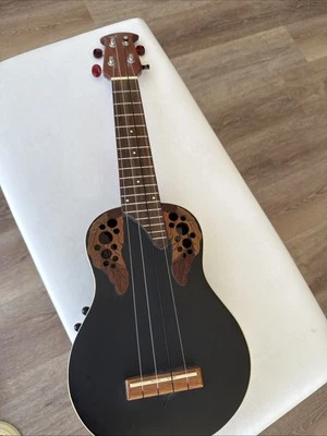 Applause By Ovation UAE20 Ukulele - Image 1 of 4