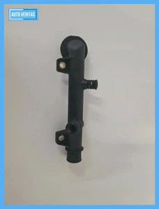 Original BMW E30 E36 316 318 E34 518i Cooling water Coolant flange 1714738 - Picture 1 of 2