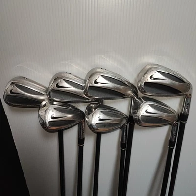 NIKE Right Handed Iron Set 550 5-9,P,R Graphite Shaft Flex R - Image 1 of 4