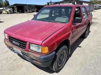 Passenger Right Exhaust Manifold Fits 92-95 ISUZU TROOPER 1301360 - Image 1 of 4