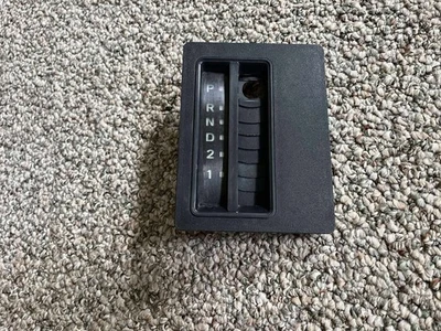 2000 Jeep Wrangler TJ Automatic Floor Shift Indicator Bezel Trim Auto Console - Imagem 1 de 4