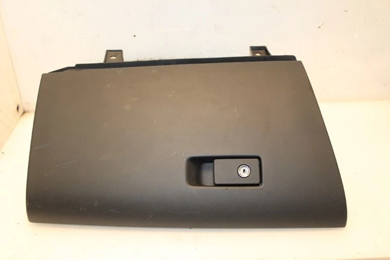 GUANTERA Volvo V60 I (FW/GW) Combi 1.6 DRIVe (D4162T) 2014 30755651 Foto 1 de 1