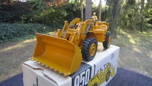 CONRAD STRENCO CATERPILLAR 950 CHARGER S/REIFEN 1/25 NEUWERTIG BOX! - Bild 1 von 8