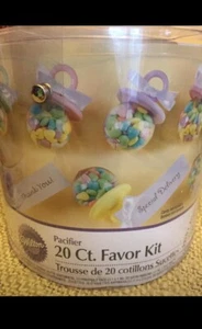 WILTON BABY SHOWER FAVOR KIT 20 Ct. Pacifiers - Picture 1 of 2
