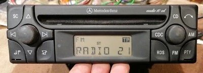 Org. Mercedes Benz Audio 10 Autoradio CD Alpine MF2910 A1708200386 + Code  - Bild 1 von 4