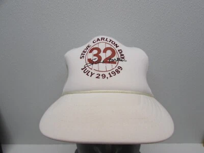 Винтажный. Кепка Philadelphia Phillies No32 Steve Carlton 1989 SGA сетчатая с застежкой сзади для дальнобойщиков - Изображение 1 из 4