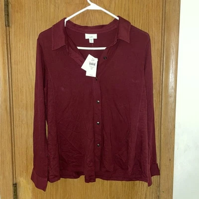 Camisa Top Jill Nueva Con Etiquetas Pequeña Grande Borgoña Bermilion Botón Delantero NUEVA CON ETIQUETAS con etiquetas Foto 1 de 4