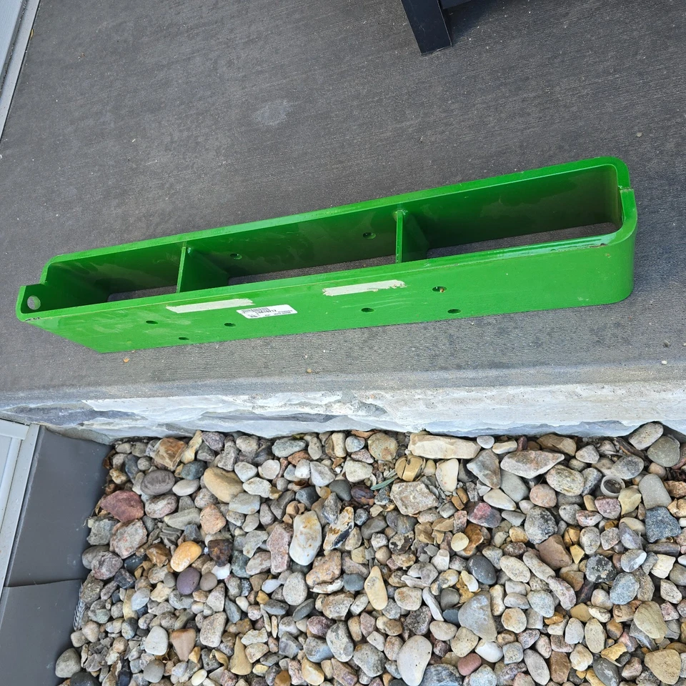 soporte de peso delantero john deere Foto 1 de 4