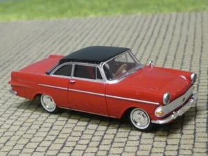 1/87 Brekina Opel Rekord P2 Coupe techo rojo negro 20120 - Imagen 1 de 2
