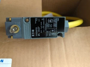 Conjunto de interruptor de límite E50AR16P20, Eaton con cable de 20 pies - Imagen 1 de 4