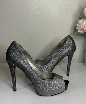 Zapatos de salón/tacones de aguja con plataforma y punta abierta brillantes plateados a.n.a / 6,5 nuevos sin etiquetas Foto 1 de 4