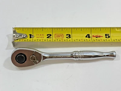 HUSKY BRAND  1/4 IN DRIVE RATCHET HANDLE TEARDROP HEAD  STANDARD - Image 1 of 4