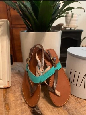 Sandalias Gap niñas/niños pequeños talla 6 Foto 1 de 4