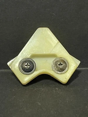 Soporte de montaje del guardabarros delantero Honda CRX 1988 1989 1990 1991 OEM (invA) Foto 1 de 2